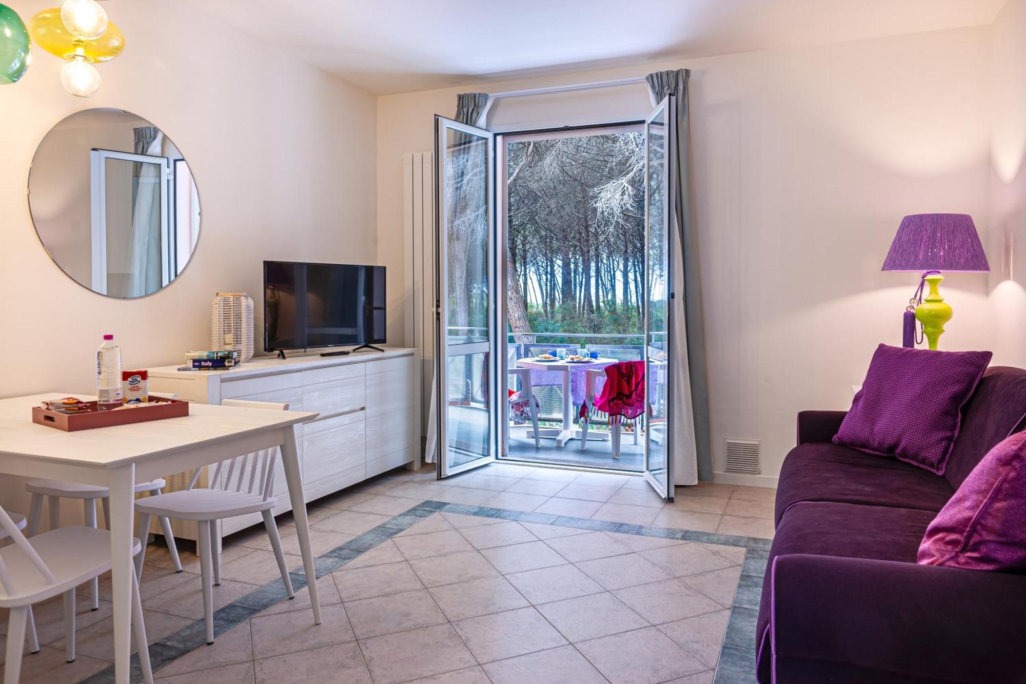 Oleandri Suite Hotel Vada Eksteriør bilde